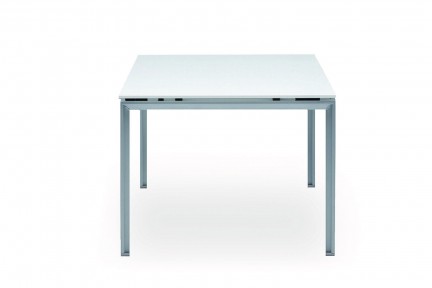 DO IT.4 Schreibtisch 