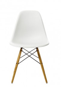 Eames Plastic Side Chair DSW 